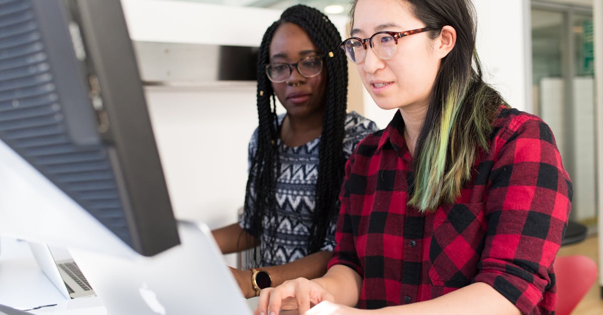 découvrez l'importance de la collaboration dans le travail en équipe, enrichissez vos compétences interpersonnelles et apprenez comment optimiser vos projets grâce à un esprit coopératif.