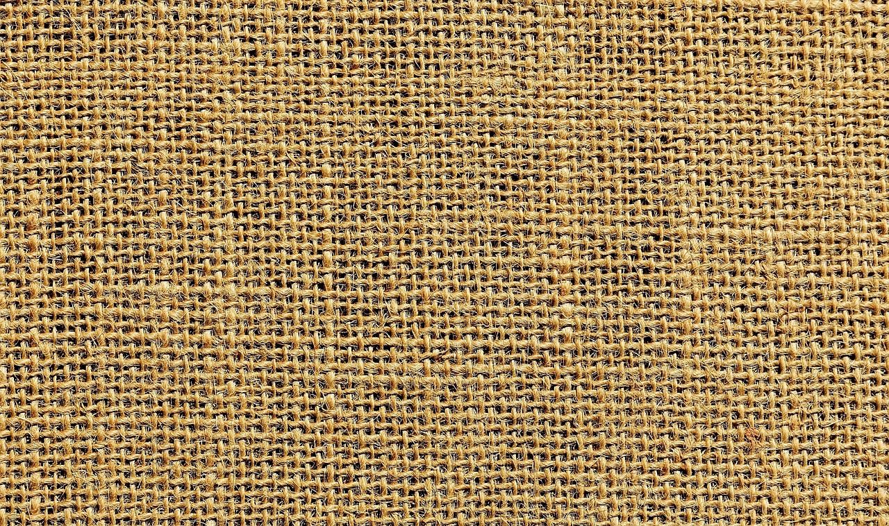 découvrez les enjeux de la consommation textile, ses impacts environnementaux et sociaux, ainsi que des solutions durables pour un avenir plus respectueux de notre planète.