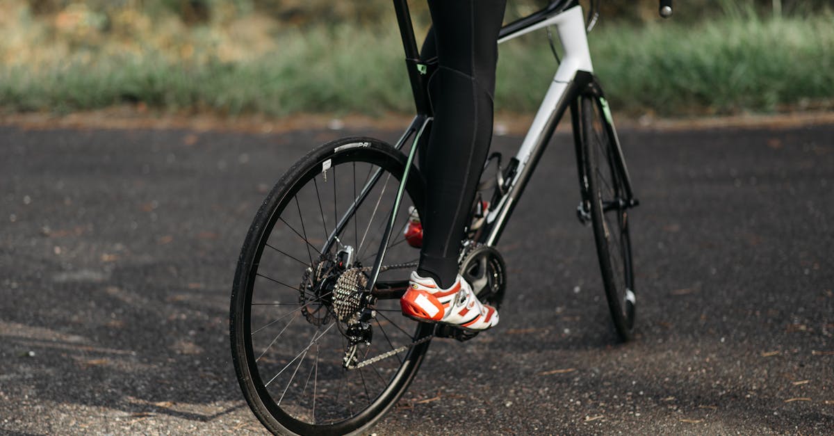 découvrez des solutions de transport durables qui réduisent l'empreinte carbone tout en améliorant la mobilité urbaine. explorez des alternatives écologiques pour un avenir respectueux de l'environnement.