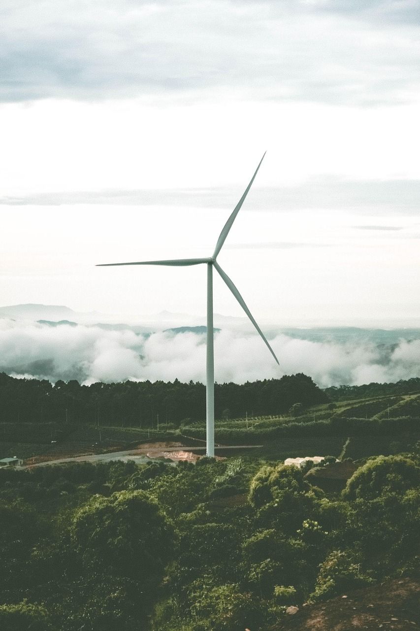 découvrez l'univers des énergies renouvelables : avantages, technologies et solutions écologiques pour produire de l'électricité tout en préservant l'environnement.