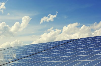 À Santa Marta, des progrès mesurés vers une transition énergétique progressive et volontaire