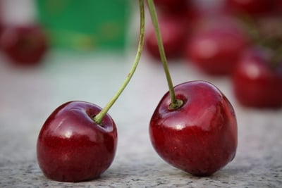 Ce détail souvent ignoré sur les fruits et légumes bio pourrait avoir autant d’impact que leur absence