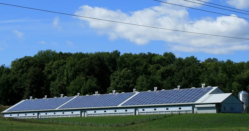 Comment stocker l'énergie solaire en batterie à la maison