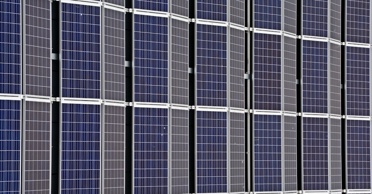 Énergie solaire photovoltaïque : avantages et enjeux pour un avenir durable