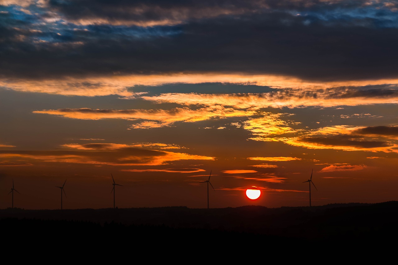 découvrez les avantages de l'énergie renouvelable, une solution durable qui contribue à la protection de notre environnement. explorez les différentes sources d'énergie renouvelable, comme le solaire, l'éolien et l'hydraulique, et leur rôle essentiel dans la transition énergétique. optez pour une consommation responsable et participez à la lutte contre le changement climatique.