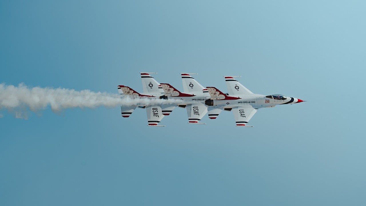 découvrez l'univers fascinant de l'aviation : actualités, innovations, histoire et métiers du secteur aéronautique pour passionnés et professionnels.